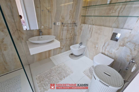 Квартира, 1679 м², 600 000$ — FAKTOR